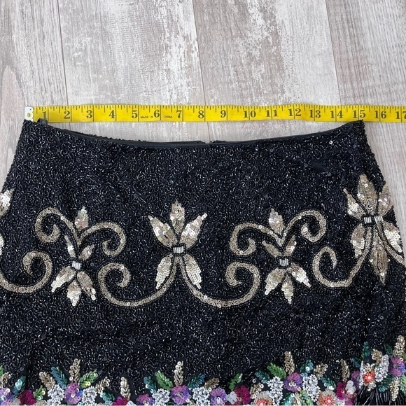 SHERRI HILL Black Two Piece Beaded Halter Top Floral Fringe Skirt Size 12 51476 - Picture 15 of 16